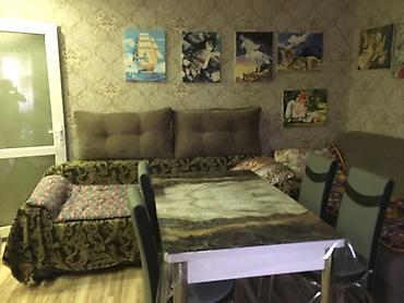 Продажа коттеджей и домов: Продаётся квартира в воронцовке(таш-дебе), есть огород 7 соток, в — 6