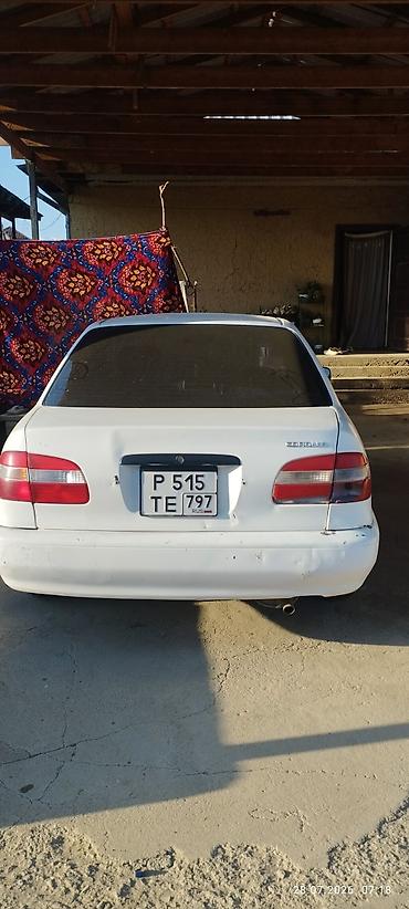 копейка 2101: Toyota Corolla: 2000 г., Седан — 4