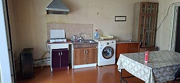 ev axdaram: Icarəyə təklif olunan həyət evi - Plan: 2 otaqlı (geniş mətbəx–studio — 2
