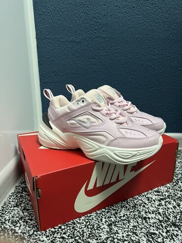 купить термо кроссовки найк: Кроссовки, 36, Nike, Новый, цвет - Розовый, Платная доставка, Самовывоз