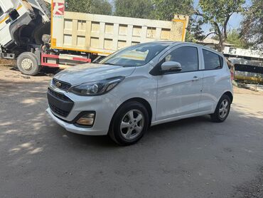 тико автомобиль: Chevrolet Spark: 2020 г., 1 л, Вариатор, Бензин, Седан