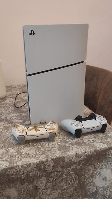playstation aparatı: Məhsul: PlayStation 5 Silim 2 ədəd DualSense pultu Xüsusiyyətlər və — 1
