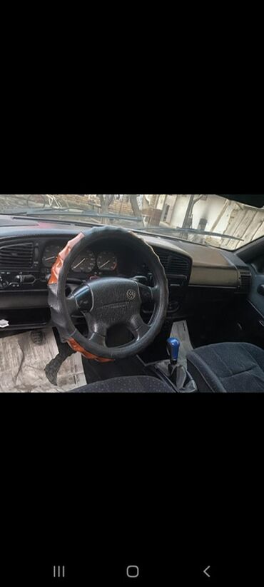 Volkswagen: Volkswagen Passat Variant: 1994 г., Механика, Бензин, Универсал — 9