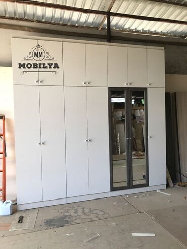 Sifarişlə dolablar: Düz dolab, Qonaq otağı üçün, Dəhliz üçün, Yataq otağı üçün, Qarderob, Açılan, Korpuslu — 14