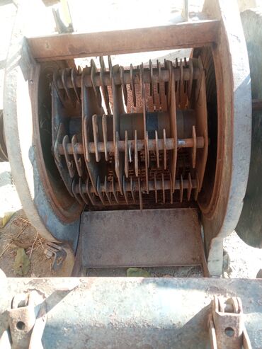 пресс для металлолома: КДУ2. Дробилка/измельчитель зерна и кормов (ротарный молотковый тип)