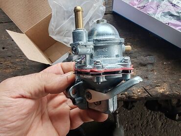 Auto delovi: AC pumpa Lada 1.6,1.7 Niva, Lada 7 Riva sa karburatorom. Novo — 4