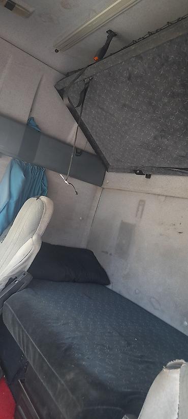 Тягачи: Тягач, DAF, 2002 г., Шторный — 12