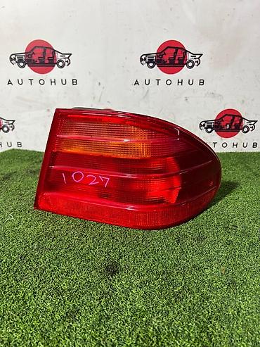 колор: Фонарь заднего хода правый для Mercedes-Benz E-Class W210 — 1