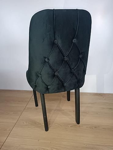 Stolice: Barska/klupska tapacirana stolica – elegantan model sa proštepom i — 14