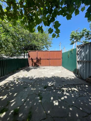 дом токмок пакрофка: Дом, 50 м², 3 комнаты, Собственник, Косметический ремонт