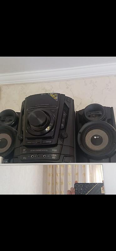 lg cm2440: LG ev audio sistemi – stereo mini mərkəz Xüsusiyyətlər: - İki ədəd LG — 1
