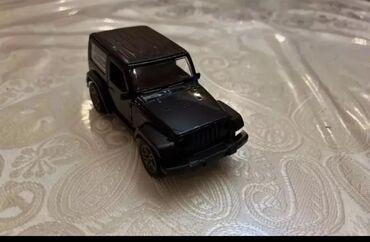 oyuncaq gitara: Təcili Satılır. Endirim Var. Jeep wrangler modelka