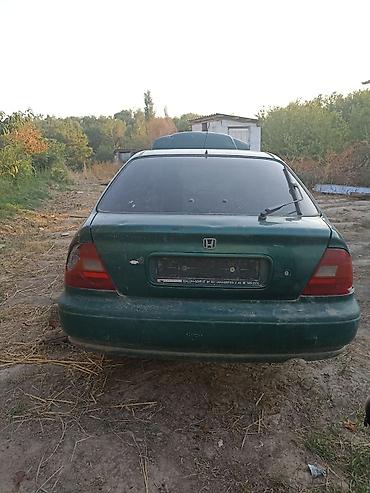 портер 2 2017: Honda Civic седан (примерно 1996–2000, зелёный), разбор на запчасти — 2