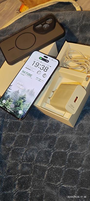 Telefon 2 aydi alinib nokde cizig bele yoxdu. Ram 12+12 256 canavar