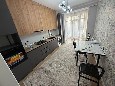 Долгосрочная аренда квартир: 2 комнаты, Риэлтор, Без подселения, С мебелью полностью — 1