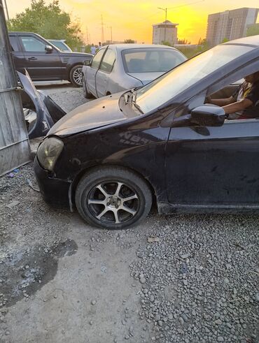 камаро шевроле: Honda Civic: 2003 г., 1.7 л, Вариатор, Бензин, Хетчбек