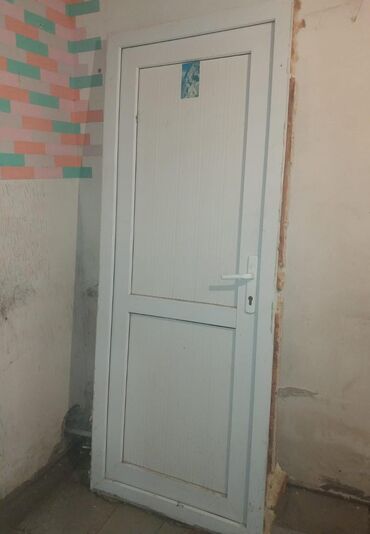 Giriş qapıları: *Fəridə* Qiymət *75 Azn* Normal vəziyyətdə *Plastik Qapı* ölçü