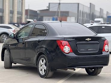 Chevrolet: Chevrolet Aveo: 2012 г., Механика, Бензин, Седан — 4