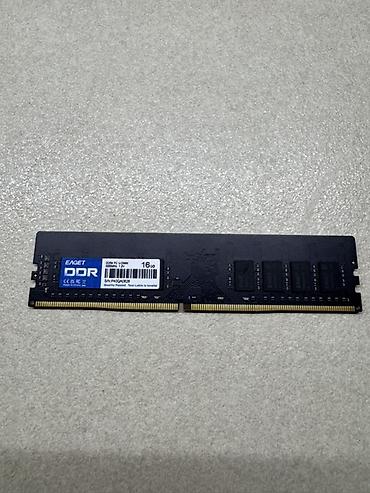 near laptop: Eaget DDR desktop RAM modul – 16 GB - Kapacitet: 16 GB - Tip: DDR4 — 1