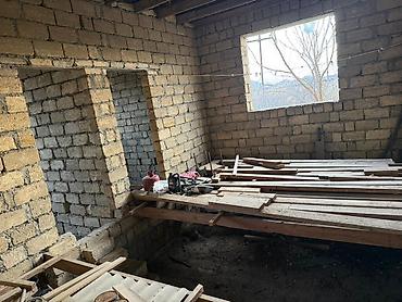 Həyət evləri və villaların satışı: Sumqayit Arxiv idaresinin arxasi. 76-cı məhəllə. Satış üçün yarımçıq — 23