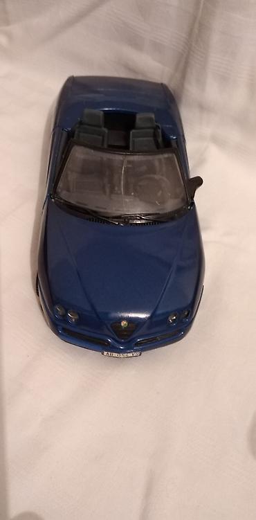 hoverboard cena: Maisto Alfa Romeo Spider 1:18 Thailand,fali d.retrovizor — 3