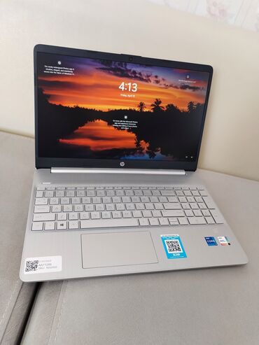 compaq notebook: Intel Core i7, 16 GB, 15.6 "