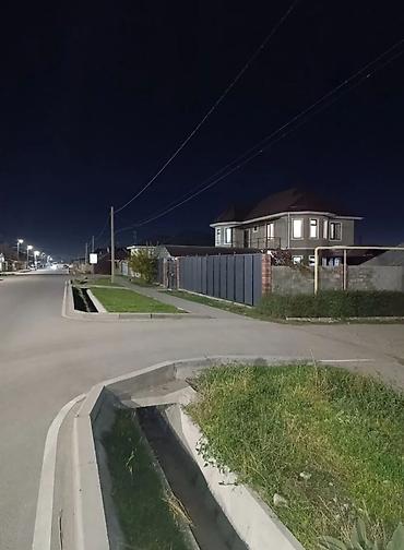 Үйлөр: 🏡 Продаётся 2-этажный частный дом в Арча-Бешике! 📍 Арча-Бешик, первая — 2