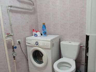 Uzunmüddətli kirayə mənzillər: Salam. Ev uzunmüddətli verilir. Qara Qarayev metrosunun duz çıxışında — 14