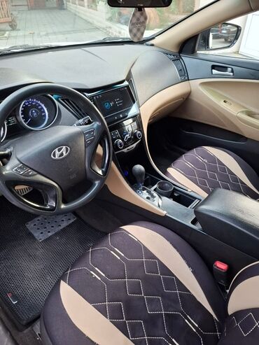 Hyundai: Hyundai Sonata: 2.4 l | 2010 il Sedan — 9