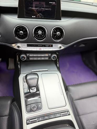 Kia: Kia Stinger: 2018 г., 2 л, Автомат, Бензин, Лифтбек — 9