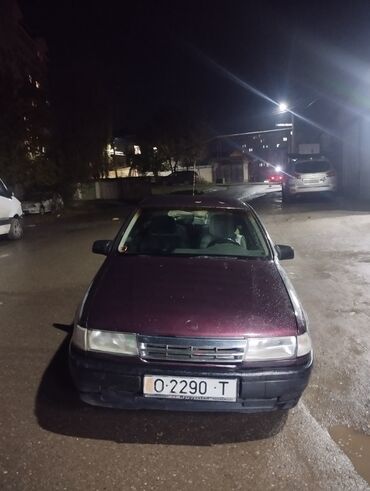 Opel: Opel Vectra: 1991 г., 1.6 л, Механика, Бензин, Седан