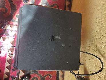 ice glok: Игровая консоль Sony PlayStation 4 Slim (PS4 Slim), черный корпус. 1 — 3