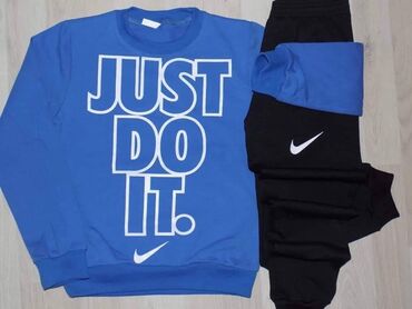 Ostala dečija odeća: Veličina 10 
dva kompleta 2750 din — 5