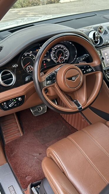 Bentley: Bentley Bentayga: 2019 г., 4 л, Автомат, Бензин, Внедорожник — 4