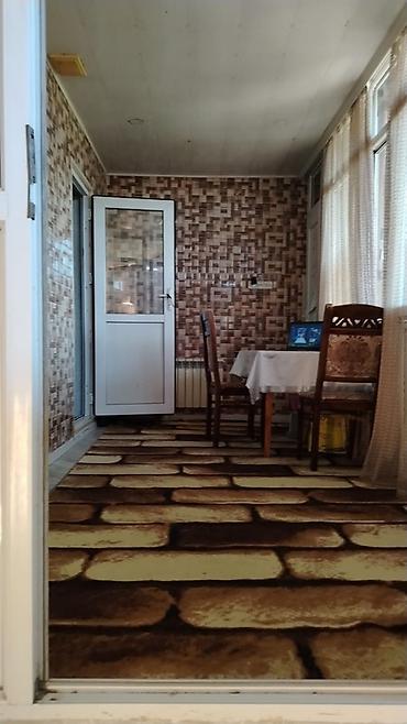 3 otaqlı kohnə tikili: 2 otaqlı həyət evi – praktik plan və ayrı mətbəx - Ümumi: həyət — 8