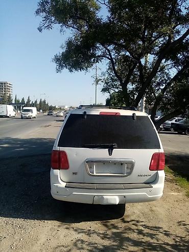 byd diski: Lincoln Aviator/SUV (ağ rəng) Xüsusiyyətlər: - Kuzov: 5 qapılı tam — 3