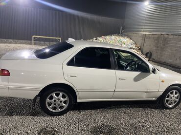 Toyota: Toyota Camry: 1999 г., 2.2 л, Автомат, Бензин, Седан — 1