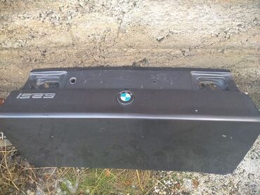 Крышки багажника и комплектующие: Крышка багажника BMW, 1993 г., Оригинал