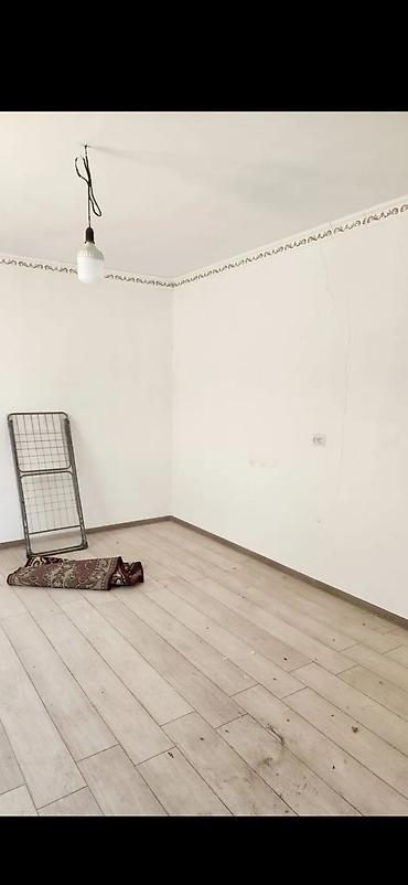сдаю косметологический кабинет: 60 м², 3 комнаты, Без подселения — 4