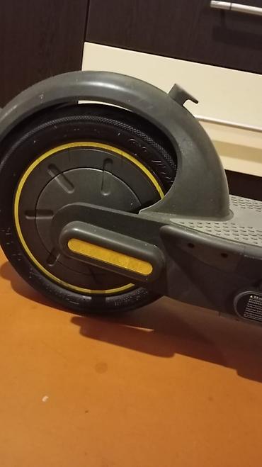 Elektrikli samokatlar: İşlənmiş Elektrik samokat 10", 251 - 350 Vt, 16 - 25 km/s, Ünvandan götürmə — 6