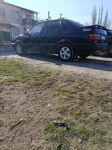 Volkswagen: Volkswagen Passat: 1992 г., 2 л — 4