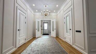 Долгосрочная аренда домов: 330 м², 5 комнат, Забор, огорожен, Балкон застеклен, Евроремонт at lalafo.kg — 10 Долгосрочная аренда домов: 330 м², 5 комнат, Забор, огорожен, Балкон застеклен, Евроремонт — 10