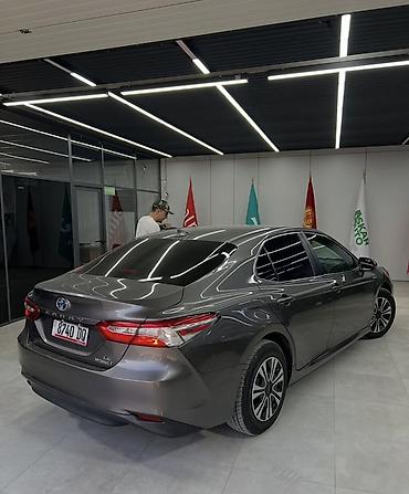 lexus ga: Toyota Camry: 2020 г., 2.5 л, Автомат, Гибрид, Седан — 3