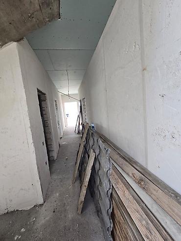 kredıtle evler: 5 otaqlı, 240 kv. m, Kredit yoxdur, Təmirsiz — 8