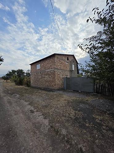 Продажа коттеджей и домов: 4 комнаты, 80 м², 10 соток, Кара-Балта — 14