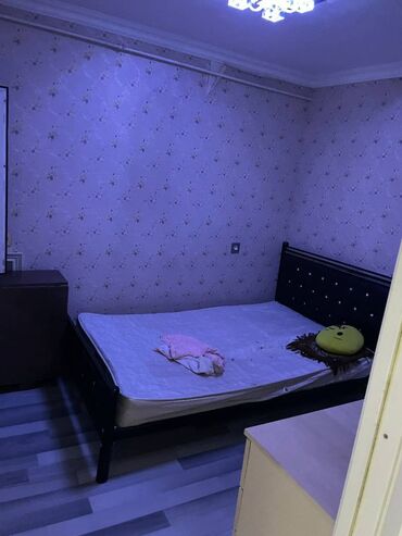 Uzunmüddətli kirayə mənzillər: Neftcilər metrosu yanında mənzil kirayə verilir. Mərtəbə 5/3. Ümumi — 9