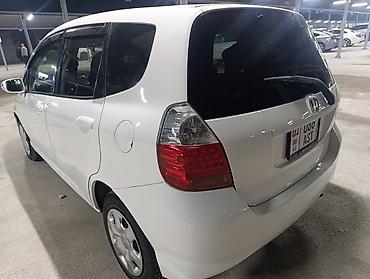 Honda: Honda Fit: 2005 г., Хэтчбэк — 3