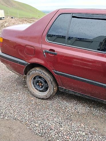 220 mers: Volkswagen Vento: 1994 г., 1.8 л, Бензин, Седан — 7