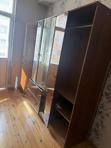Qonaq otağı dəstləri: Mebel dəstləri – vitrin şkaf, divar dolabı və ağ qarderob - Vitrin — 2