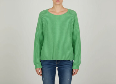 sweter oversize: Светр жіночий, розмір M